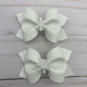 Set of Snowflake Bows
